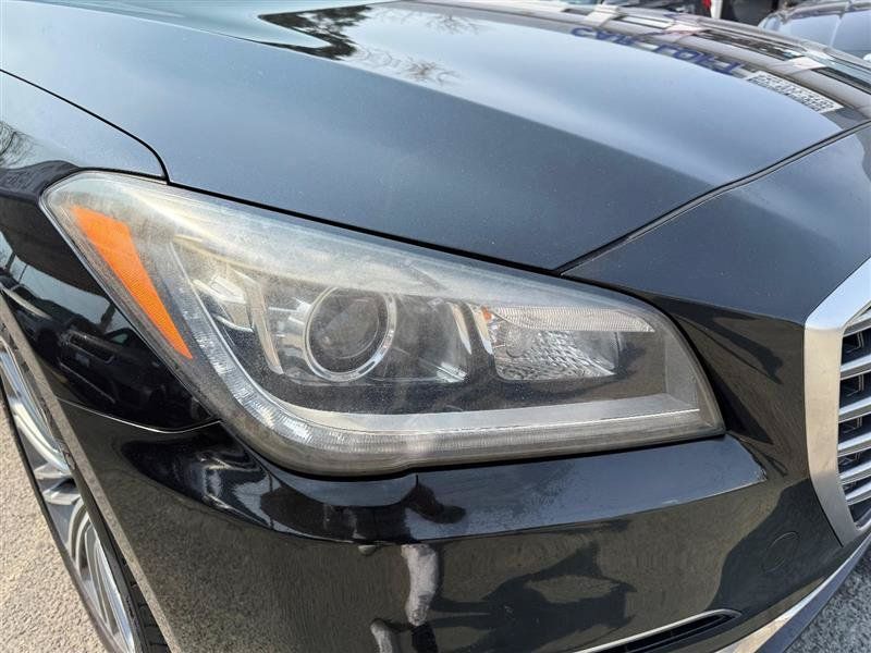 Used 2018 Genesis G80 3.8 RWD image 5