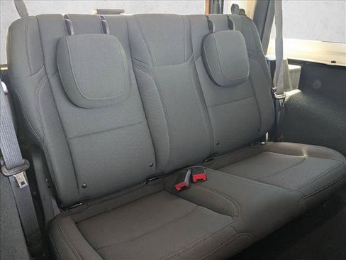 Used 2022 Jeep Wrangler Sport AWD/4WD image 20