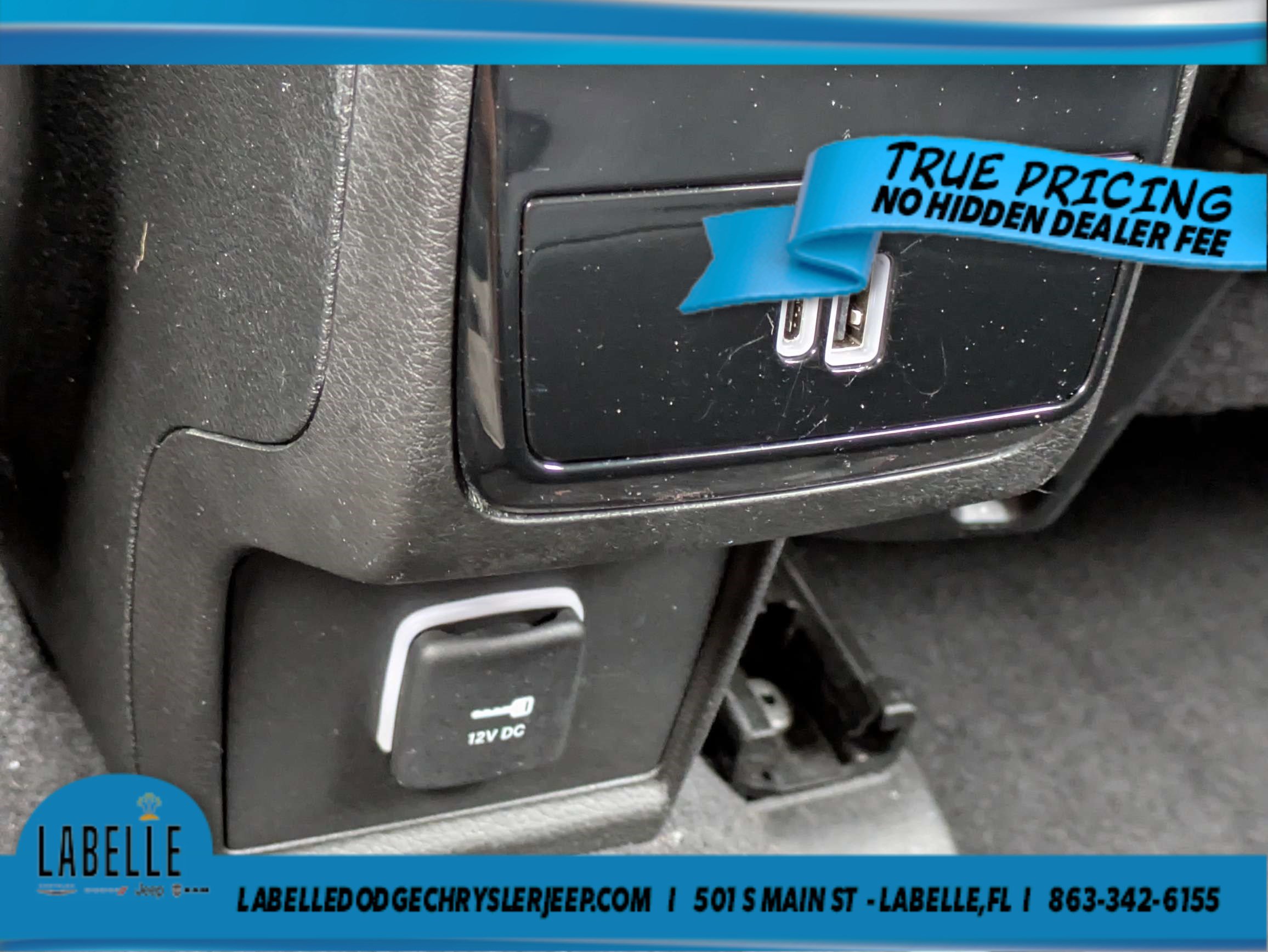 Used 2025 Jeep Compass Trailhawk w/ Trailhawk Elite Group AWD/4WD image 16