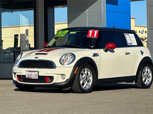 Used 2011 MINI Cooper S image 10