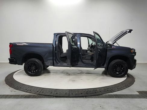 Used 2022 Chevrolet Silverado 1500 LT Trail Boss w/ Convenience Package II AWD/4WD image 16