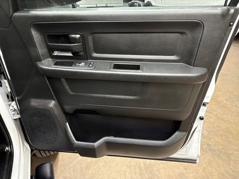 Used 2020 RAM 5500 Tradesman w/ Chrome Appearance Group image 21
