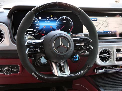Used 2025 Mercedes-Benz G 63 AMG 4MATIC image 13