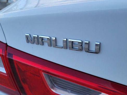 Used 2024 Chevrolet Malibu LT image 8