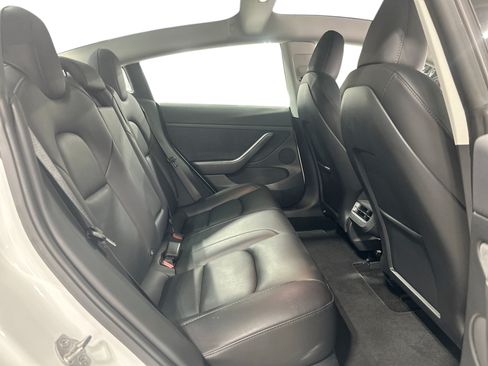 Certified 2023 Tesla Model 3 Long Range AWD/4WD image 11