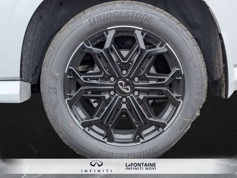 New 2026 INFINITI QX80 4WD image 35