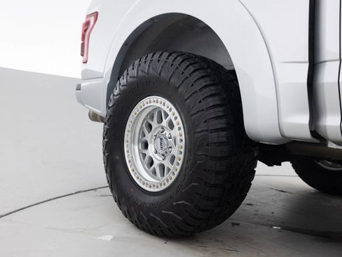 Used 2018 Ford F150 Raptor w/ Equipment Group 802A Luxury image 19