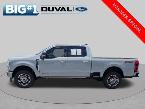 Certified 2026 Ford F350 Platinum w/ Platinum Plus Package AWD/4WD image 7