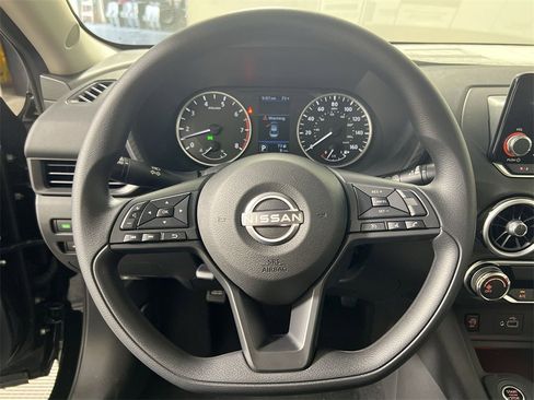 New 2025 Nissan Sentra S image 11