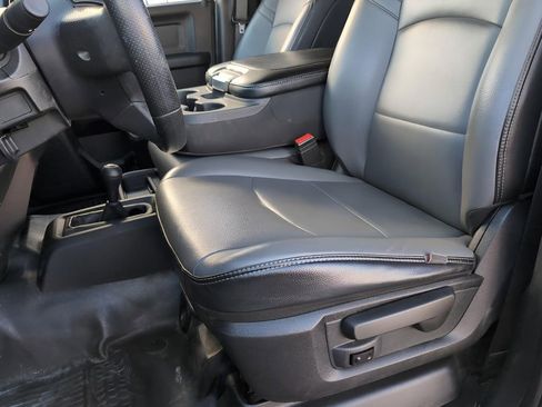 Used 2023 RAM 3500 Tradesman w/ Chrome Appearance Group image 13