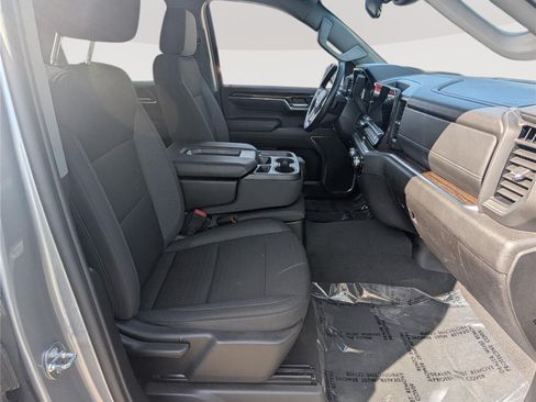 Used 2024 GMC Sierra 1500 SLE RWD image 11