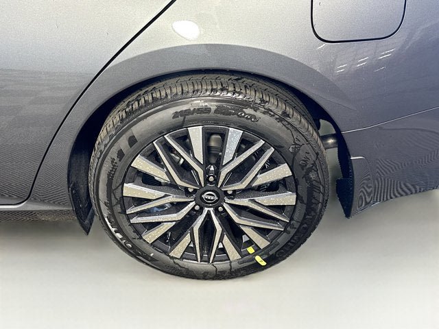 New 2026 Nissan Altima 2.5 SV FWD image 10