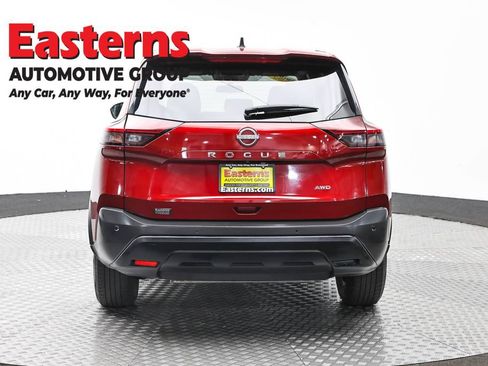 Used 2023 Nissan Rogue S AWD/4WD image 6