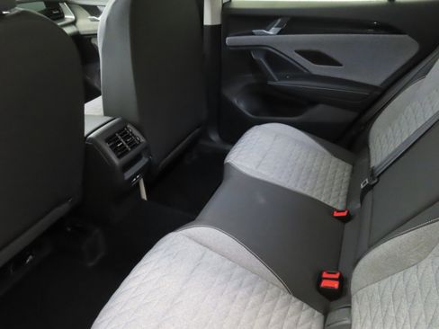 New 2026 Volkswagen Tiguan S image 23