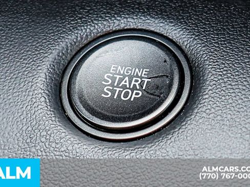 Used 2025 Hyundai Elantra Sport FWD image 42