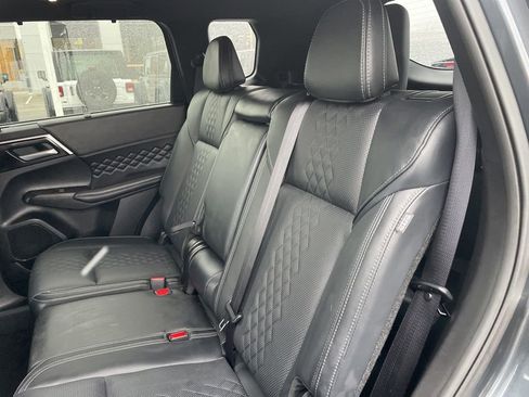 Used 2024 Mitsubishi Outlander SEL image 29