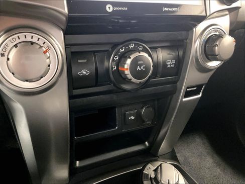 Used 2024 Toyota 4Runner SR5 image 25