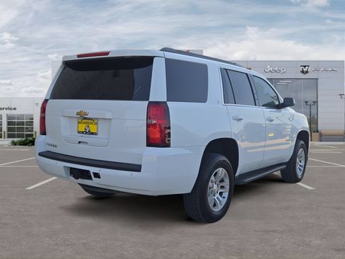 Used 2017 Chevrolet Tahoe LT RWD image 5
