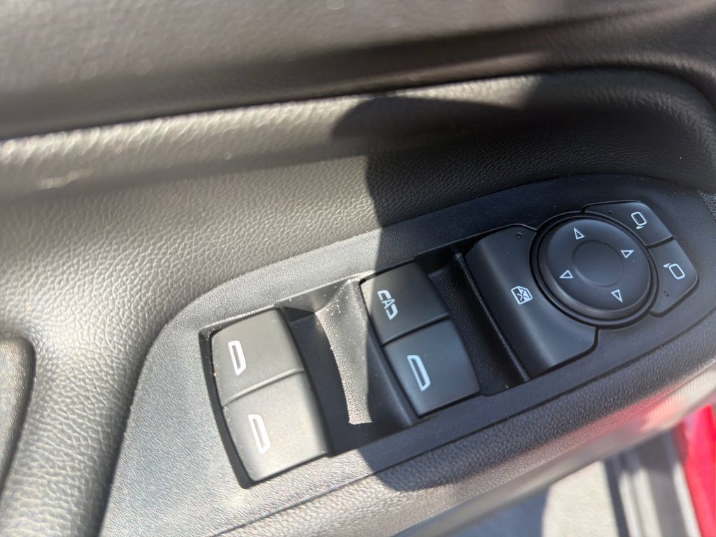 Used 2020 Chevrolet Equinox LT FWD image 5