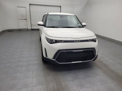 Used 2025 Kia Soul LX image 14