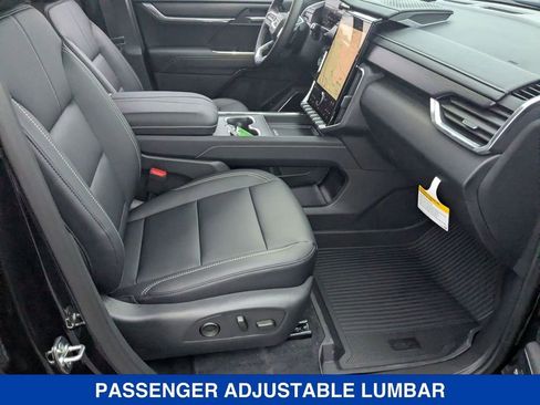 New 2026 GMC Acadia Elevation w/ Elevation Premium Package image 36