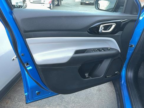 New 2026 Jeep Compass Limited image 6