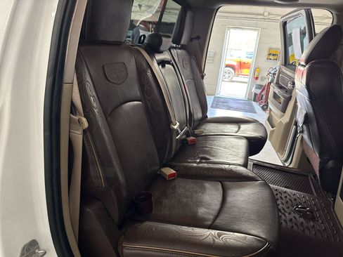 Used 2014 RAM 1500 Laramie Longhorn w/ Convenience Group AWD/4WD image 39