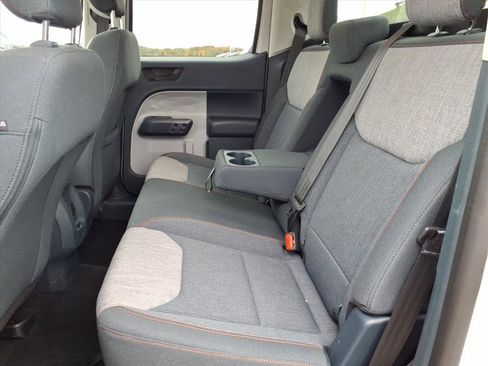 Certified 2022 Ford Maverick XLT image 10