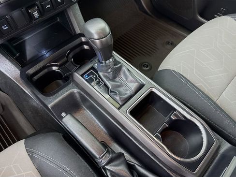 Certified 2023 Toyota Tacoma TRD Off-Road image 16