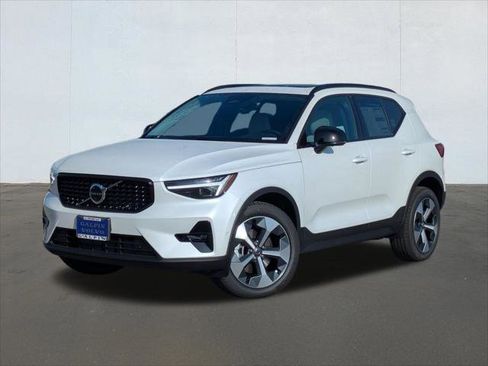 New 2026 Volvo XC40 B5 Plus w/ Protection Package Premier image 1