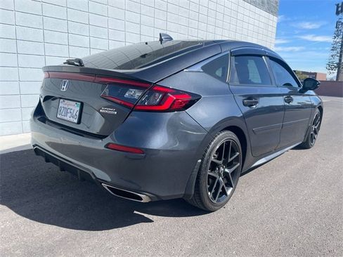 Used 2022 Honda Civic Sport Touring image 3