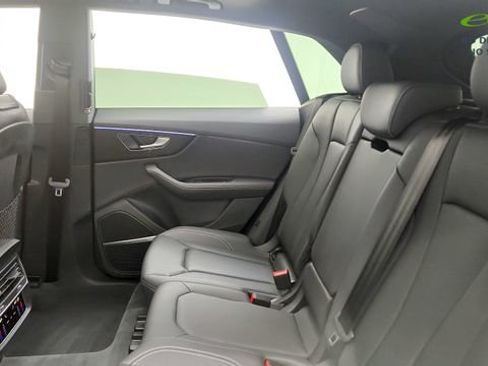 Used 2024 Audi Q8 Premium Plus AWD/4WD image 41