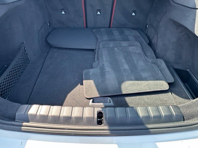 Used 2023 BMW i4 eDrive40 w/ M Sport Package RWD image 17