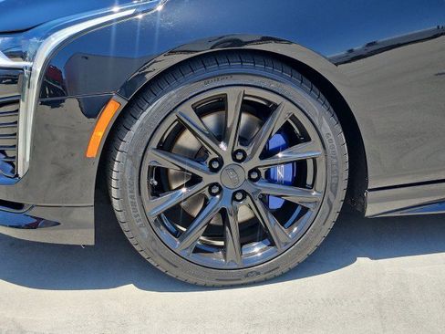 Used 2020 Cadillac CT4 V w/ Climate Package RWD image 34