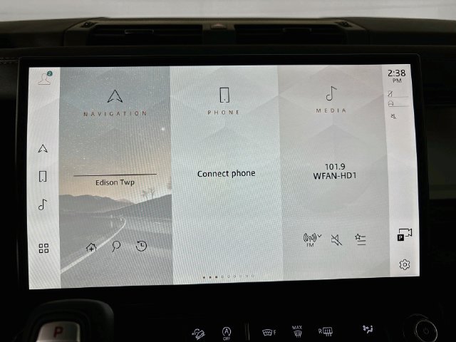 New 2026 Land Rover Defender 110 S AWD/4WD image 16