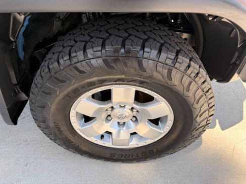 Used 2007 Toyota FJ Cruiser 4WD w/ Upgrade Pkg 1 image 13