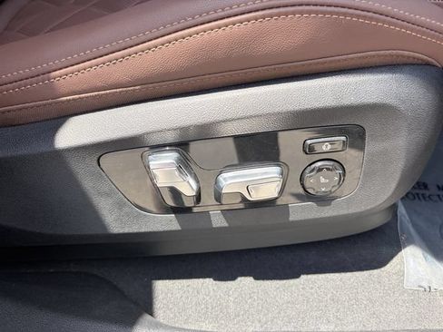 Used 2026 BMW X6 xDrive40i AWD/4WD image 12
