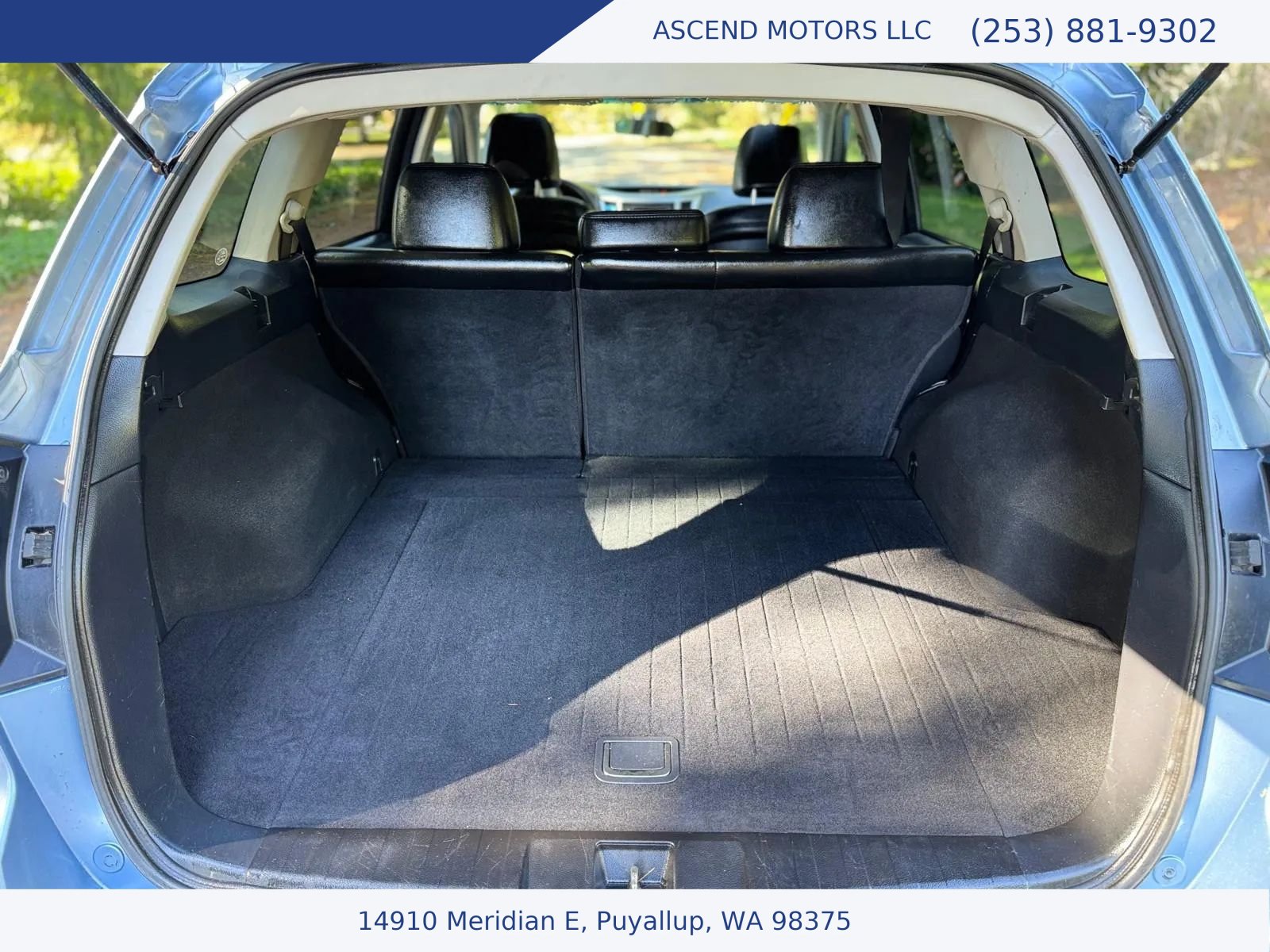 Used 2010 Subaru Outback 2.5i Limited AWD/4WD image 16