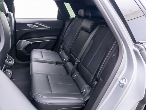 Certified 2025 Cadillac Lyriq Luxury w/ LPO, Floor Liner Package AWD/4WD image 21