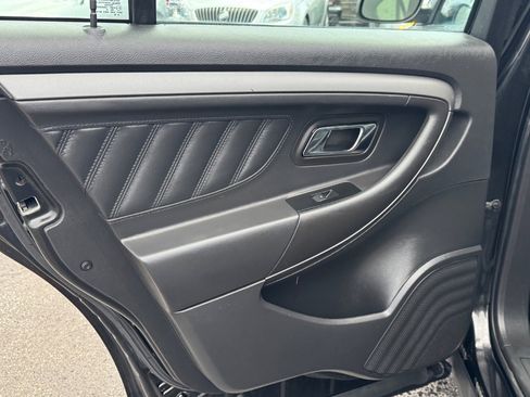 Used 2011 Ford Taurus SEL w/ 201A Rapid Spec Order Code image 17