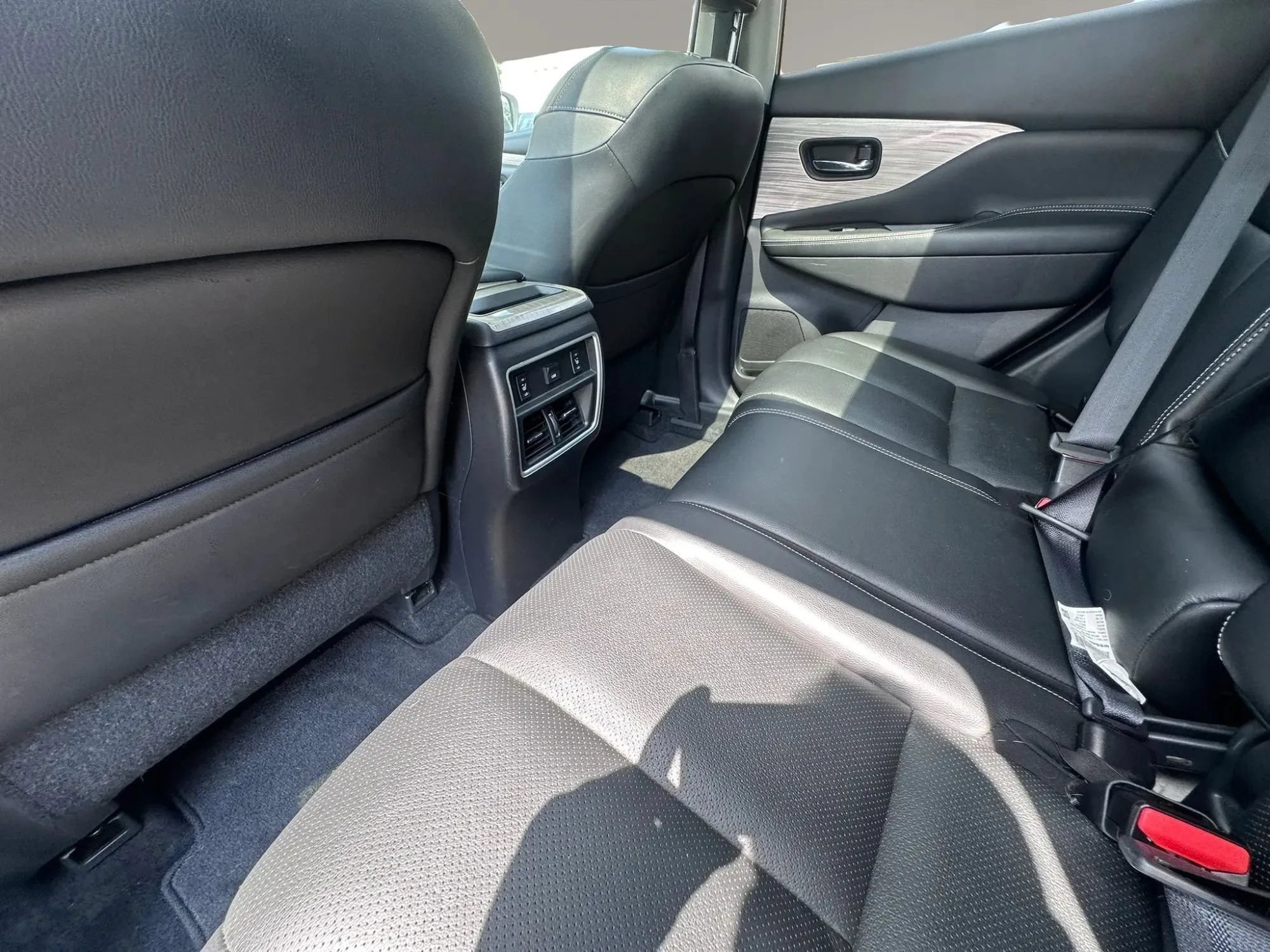 Used 2017 Nissan Murano Platinum w/ Platinum Technology Package FWD image 18