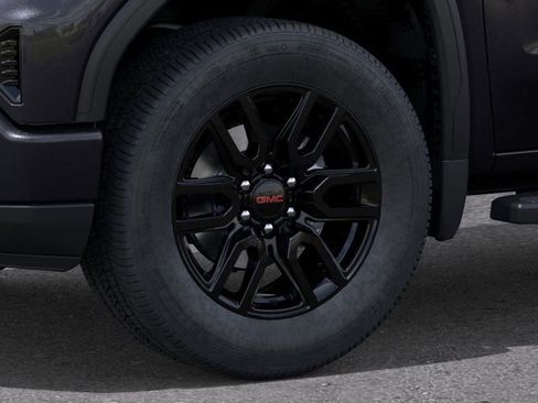 Used 2025 GMC Sierra 1500 Elevation w/ LPO, Elevation Black Package image 33