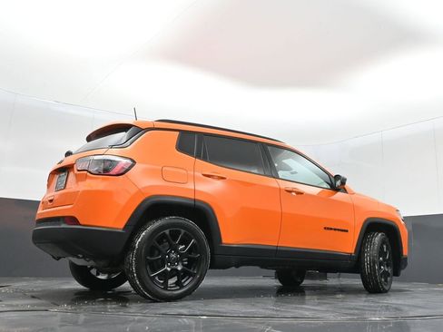 New 2026 Jeep Compass Latitude image 32