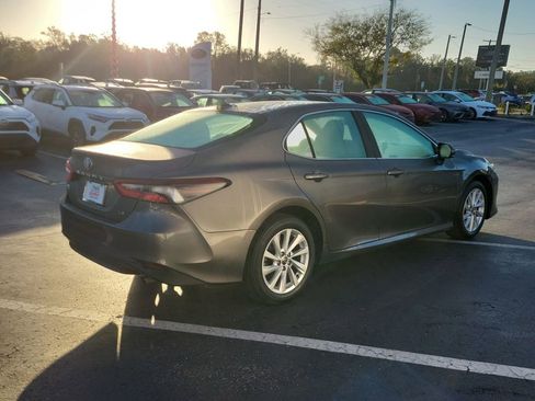 Used 2023 Toyota Camry LE image 3