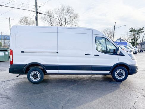 New 2025 Ford Transit 250 148 Medium Roof w/ Load Area Protection Package image 4