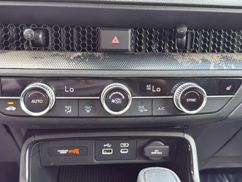 Used 2023 Honda CR-V EX image 25