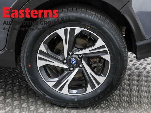 Used 2024 Subaru Crosstrek 2.0i Premium image 31