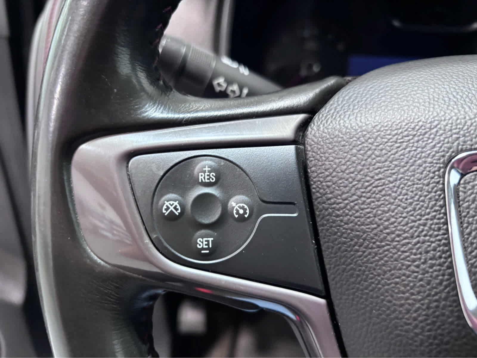 Used 2016 GMC Canyon SLE w/ All Terrain Package AWD/4WD image 18