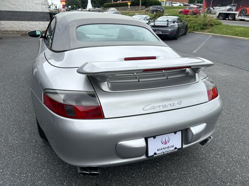 Used 2003 Porsche 911 Carrera 4 AWD/4WD image 29