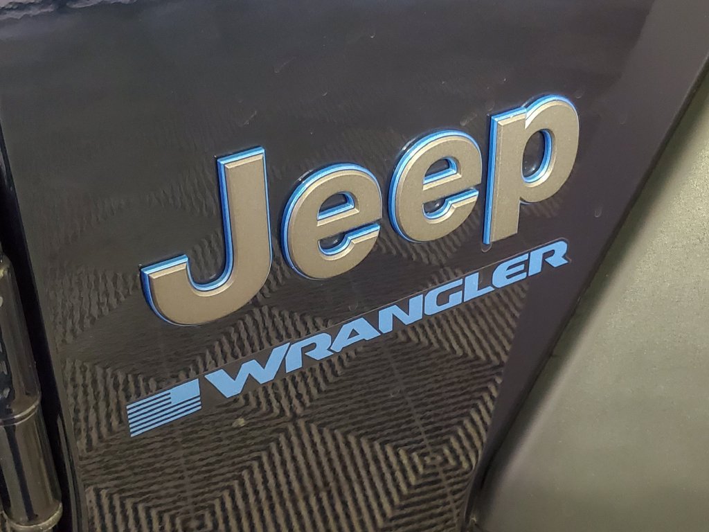 Used 2025 Jeep Wrangler Unlimited Sport S 4xe w/ Convenience Group AWD/4WD image 30
